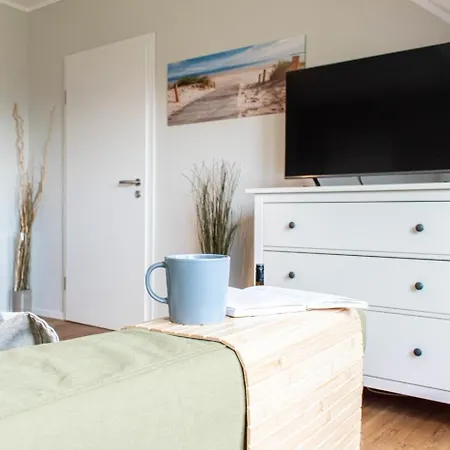 Ocean 3 Apartment